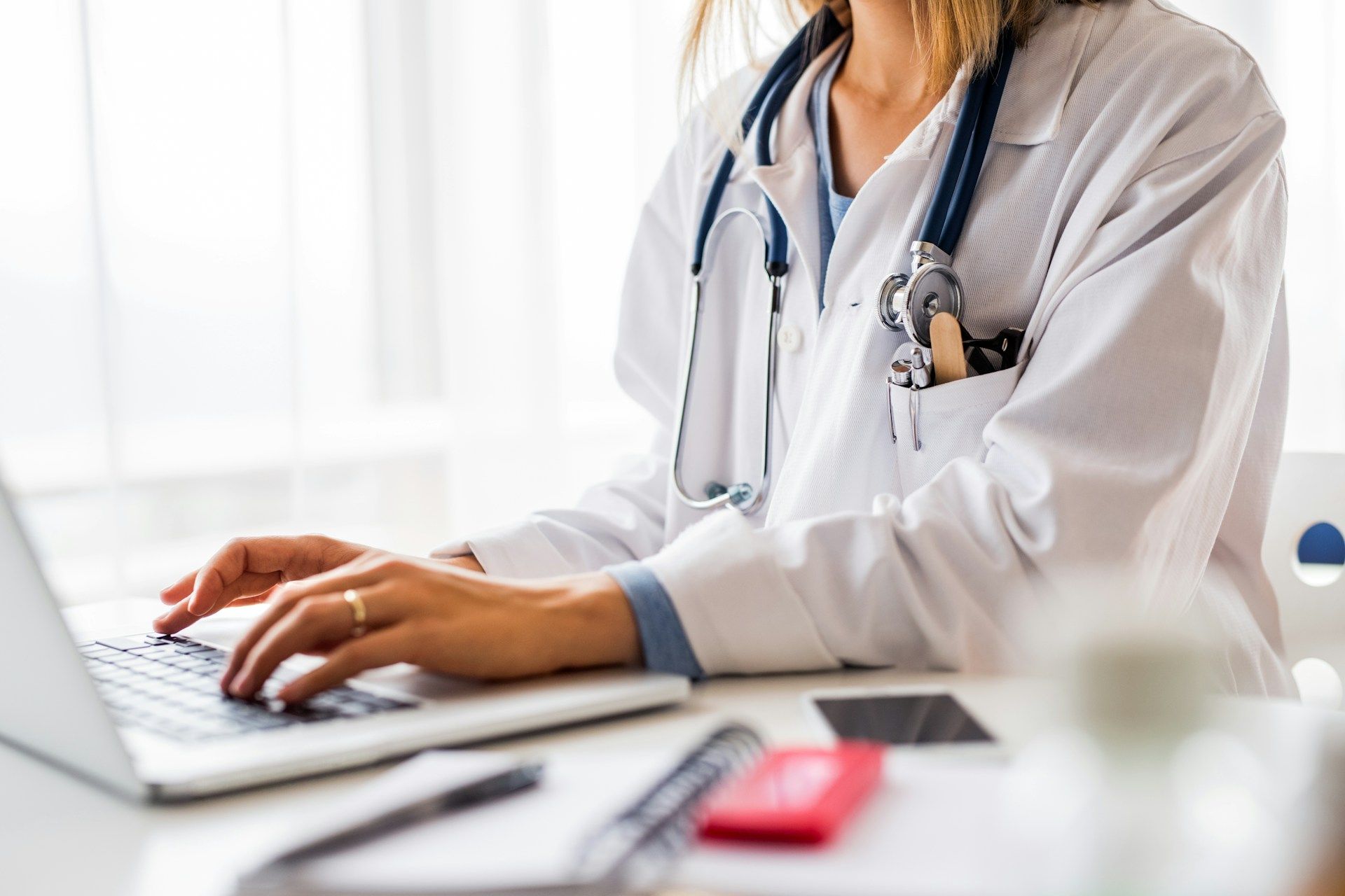 Does e-prescribing software reduce my medico-legal risk?
